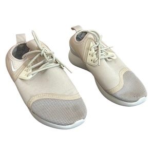 Nike Sneakers Size 9